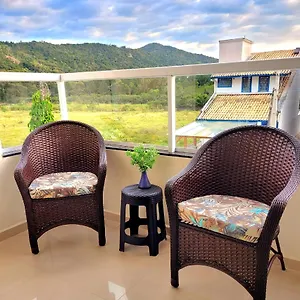apartamento-perto-da-montanha-e-do-mar.santa-catarina-brasil.com/